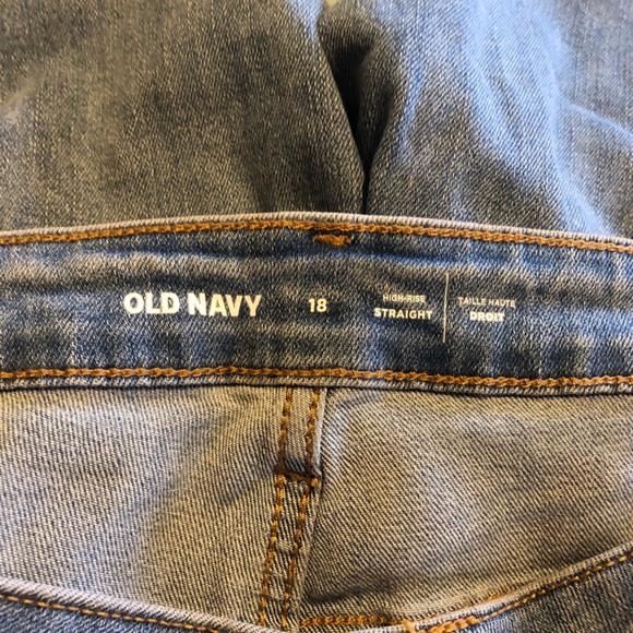 Old Navy High Rise Straight - Picture 2 of 2